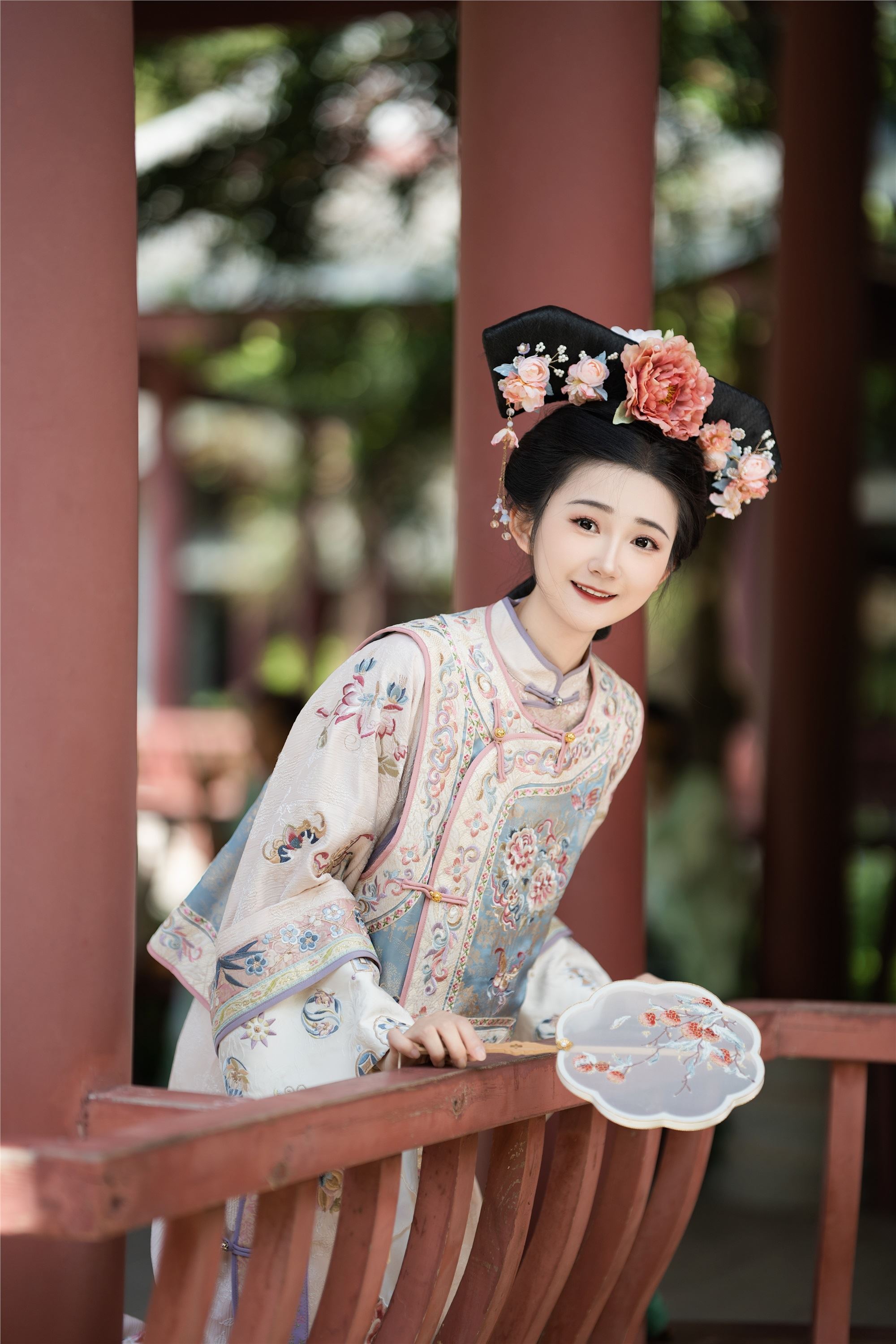 YITUYU艺图语 2025.01.14 活泼的格格 蛋糕的蛋蛋